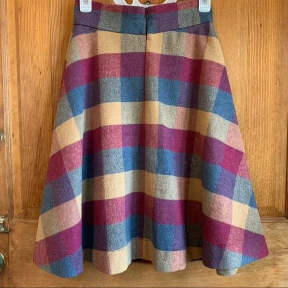Marjun NWOT Blend Midi Skirt Womens Size 26 Waist Wool Plaid Designer Blue - Picture 11 of 12